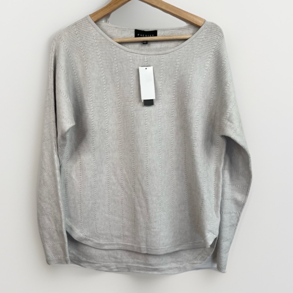 PREMISE Womens Size S Aluminum Heather Textured Knit Sweater Top Curved Hem Cozy